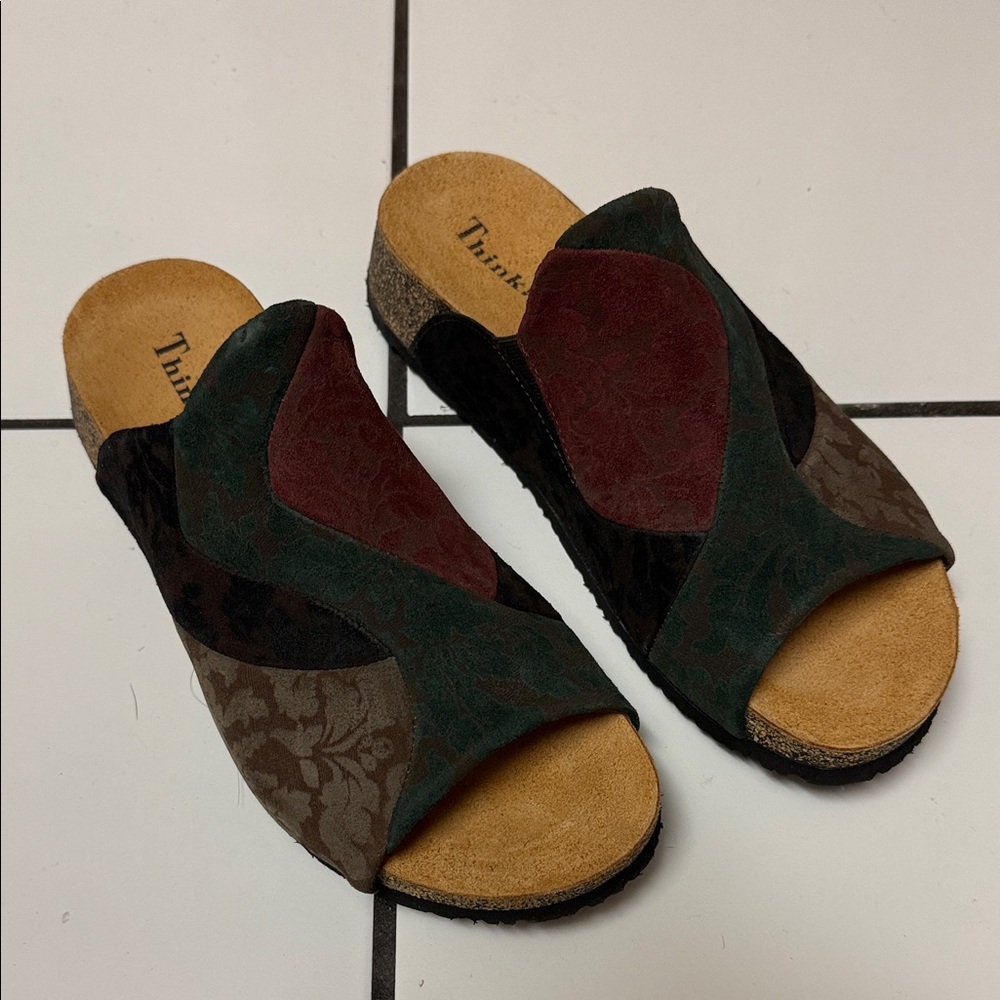 Think! Women's Size 42 Suede Koak Slide Sandals in Green, Burgundy and Brown